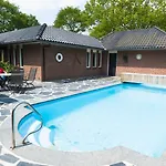 Familielodge | 24 Personen Semesterbostad *