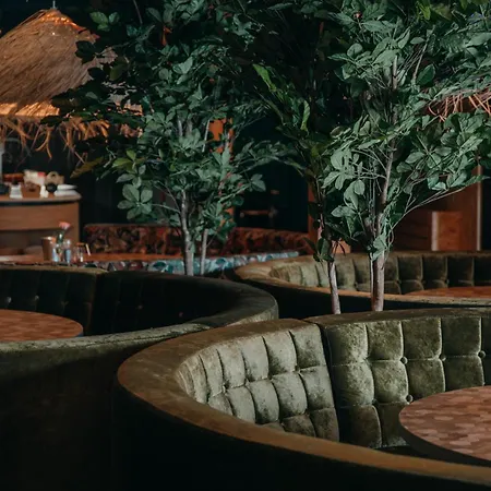 בית נופש Groepsvakantie Op De Veluwe - 4 Losse Voor 24 Personen Op De Boshoek