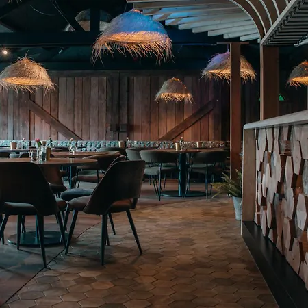 Сasa de vacaciones Groepsvakantie Op De Veluwe - 4 Losse Voor 24 Personen Op De Boshoek *