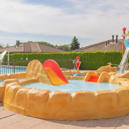 Familielodge | 24 Personen Holiday home Voorthuizen
