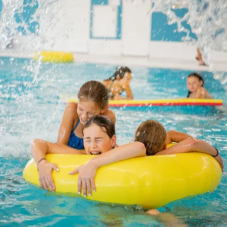 Сasa de vacaciones Groepsvakantie Op De Veluwe - 4 Losse Voor 24 Personen Op De Boshoek Voorthuizen