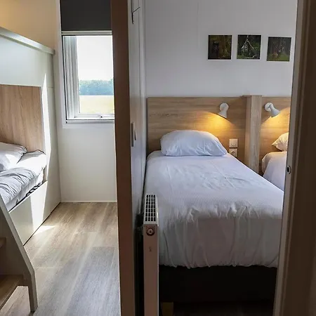 Familielodge | 24 Personen Holiday home Voorthuizen