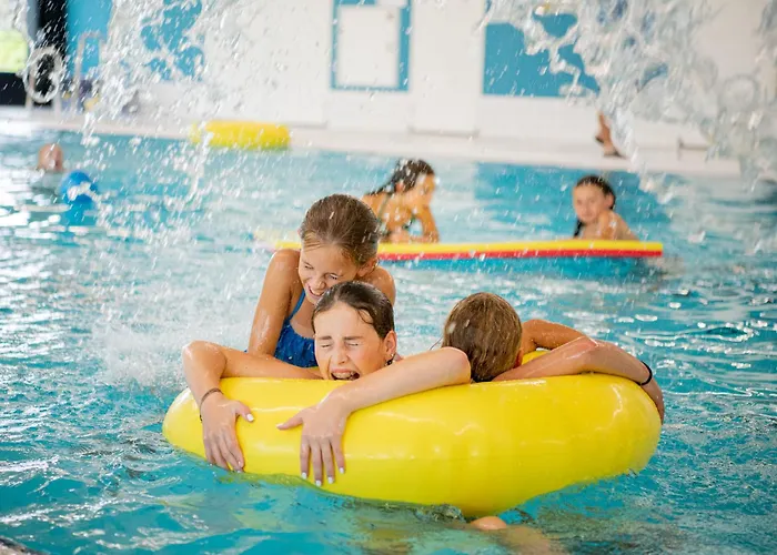 Holiday home Groepsvakantie Op De Veluwe - 4 Losse Voor 24 Personen Op De Boshoek Voorthuizen