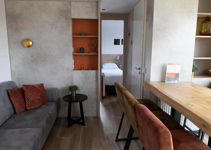 Holiday home Groepsvakantie Op De Veluwe - 4 Losse Voor 24 Personen Op De Boshoek Voorthuizen