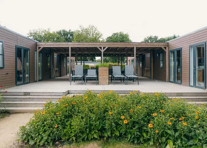 Holiday home Groepsvakantie Op De Veluwe - 4 Losse Voor 24 Personen Op De Boshoek